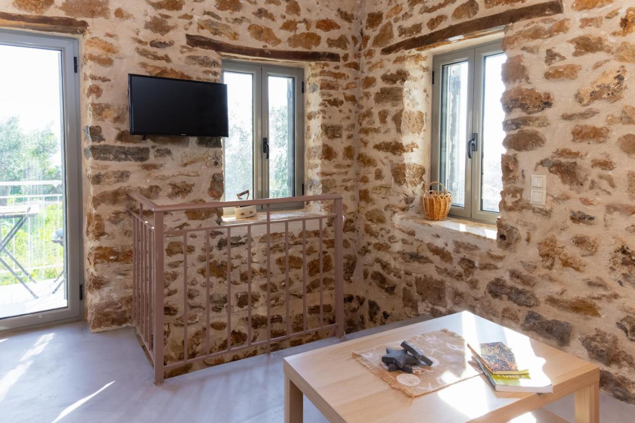 Villa Messinian Stone House Extérieur photo