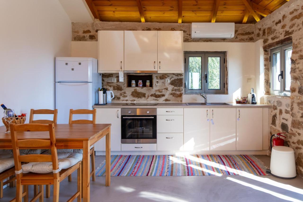 Villa Messinian Stone House Extérieur photo